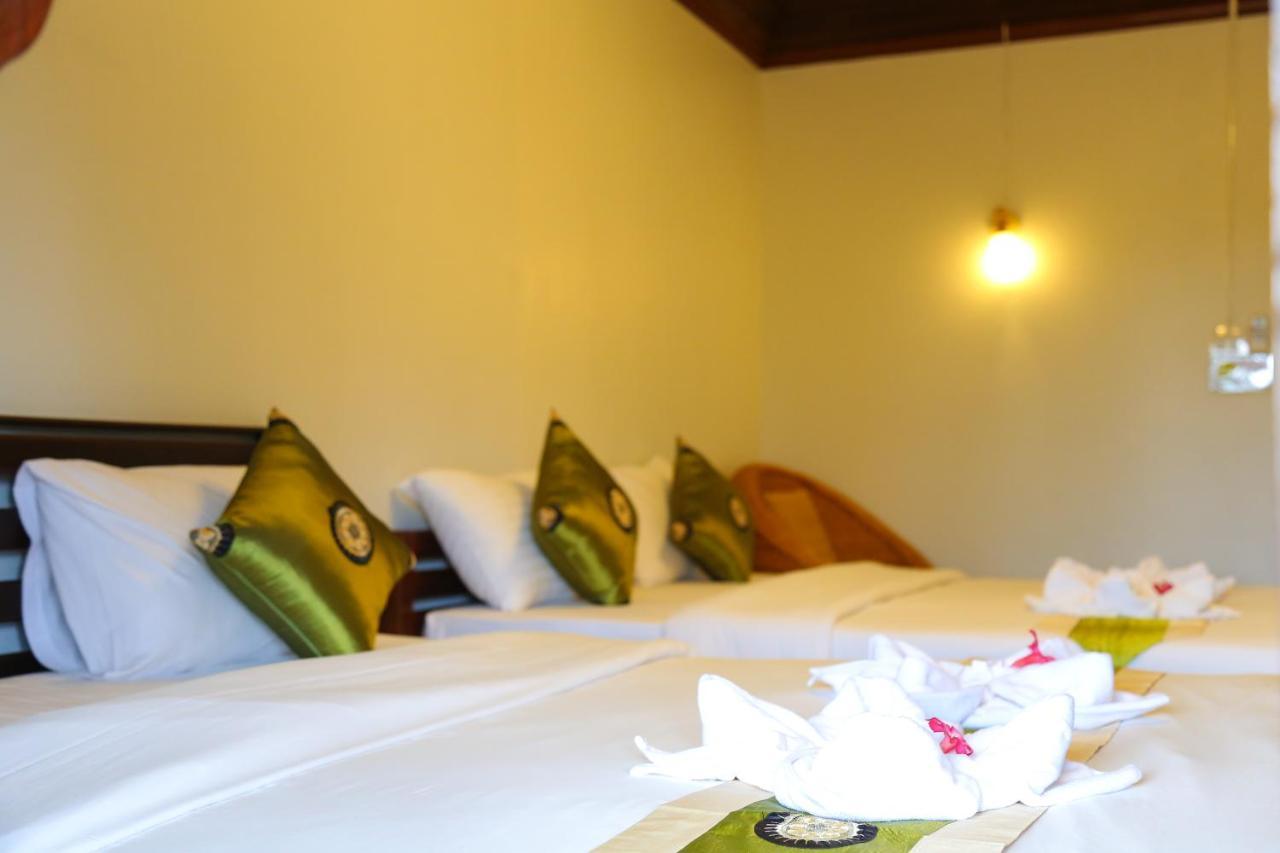 Home At Chan Resort Chao Lao Beach Exteriör bild