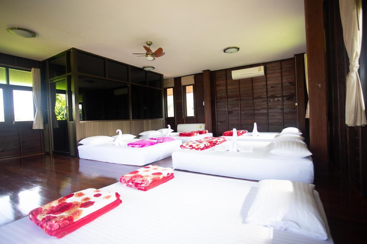 Home At Chan Resort Chao Lao Beach Exteriör bild